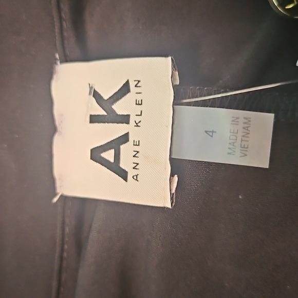 Anne Klein Black Sleeveless Jersey Midi Dress with Button and Twist Detail - Picture 10 of 12